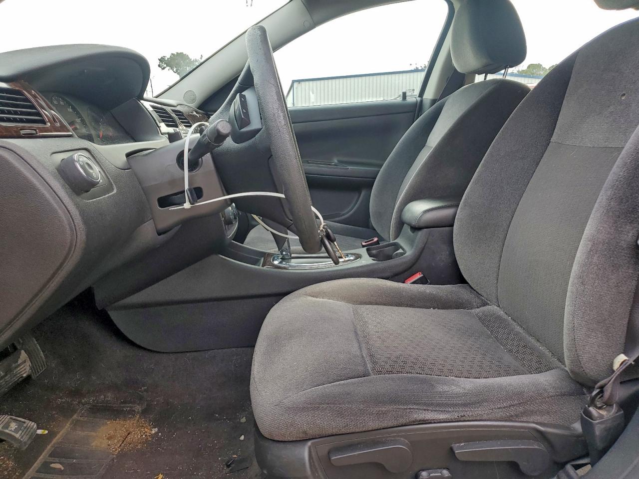 Chevrolet Impala Ls Image 6