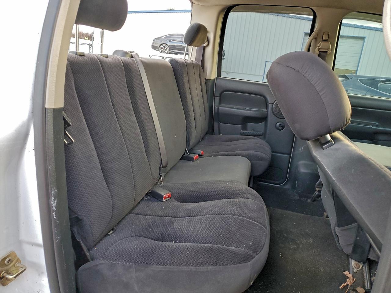 Dodge Ram 1500 St Image 7