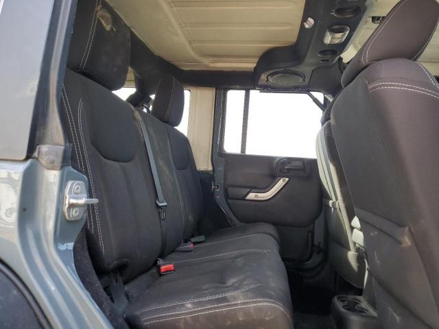 Jeep Wrangler Rubicon Image 12