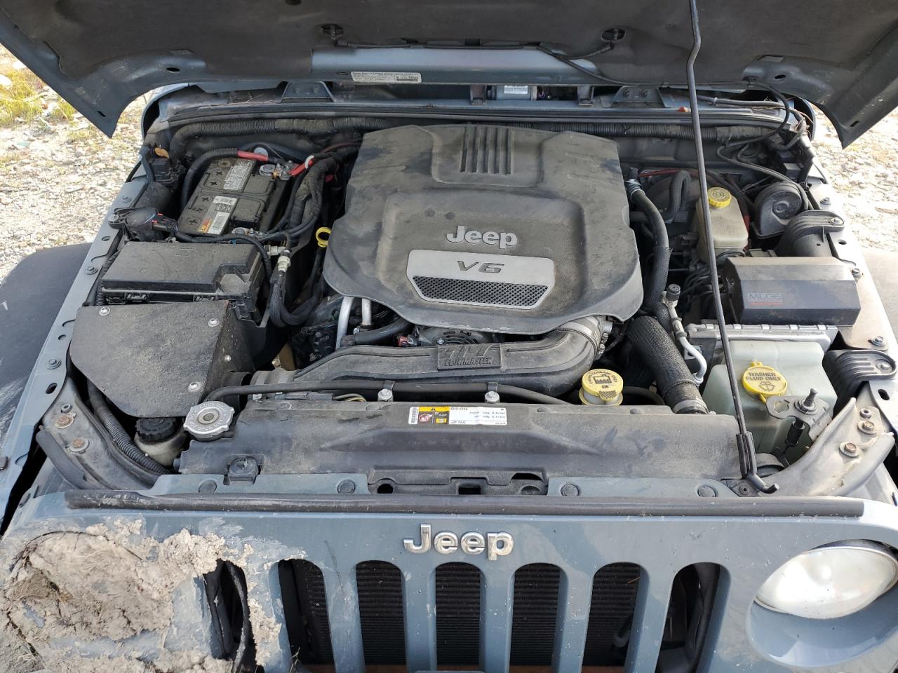 Jeep Wrangler Rubicon Image 14