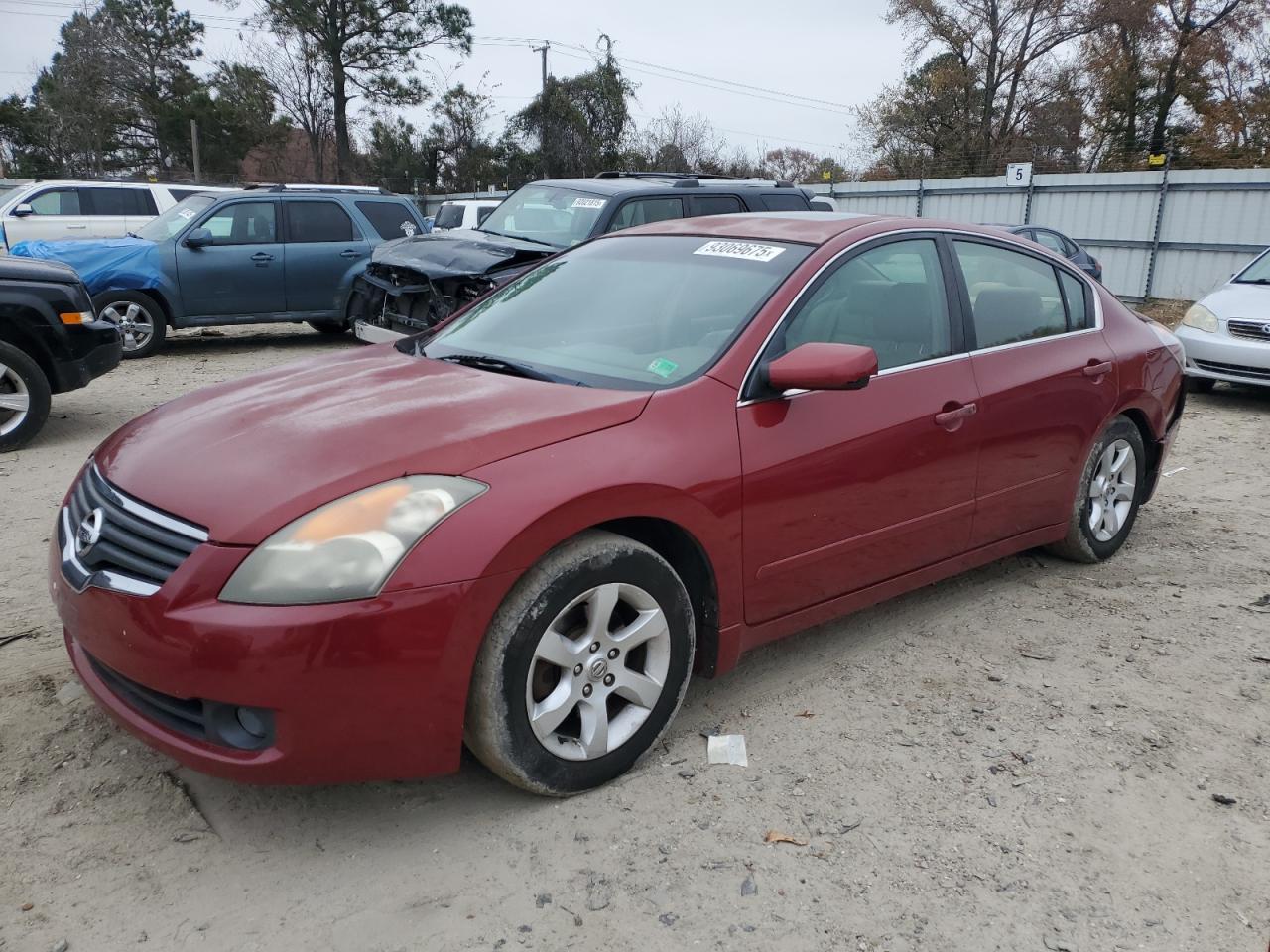 Nissan Altima 2.5 Image 1