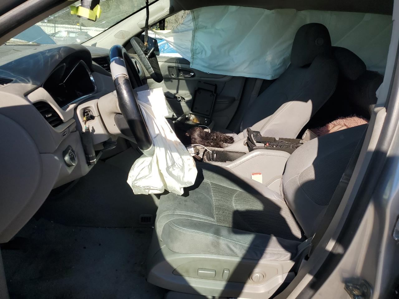 Chevrolet Traverse Ls Image 12