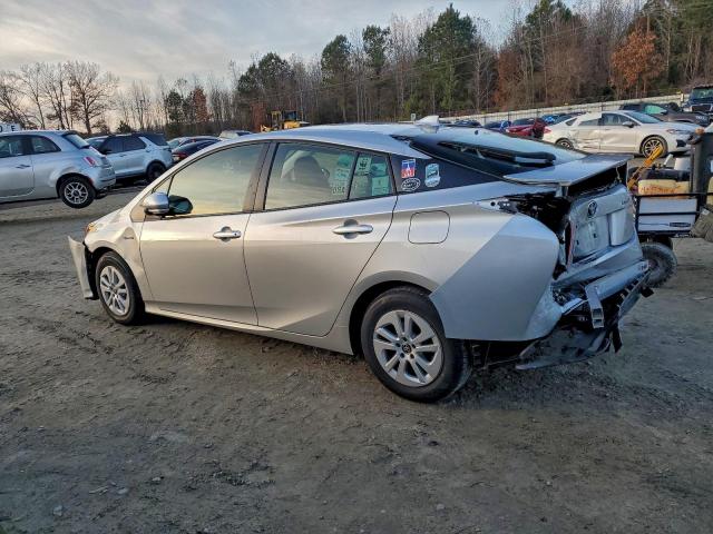 Toyota Prius Image 3