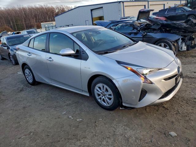 Toyota Prius Image 2