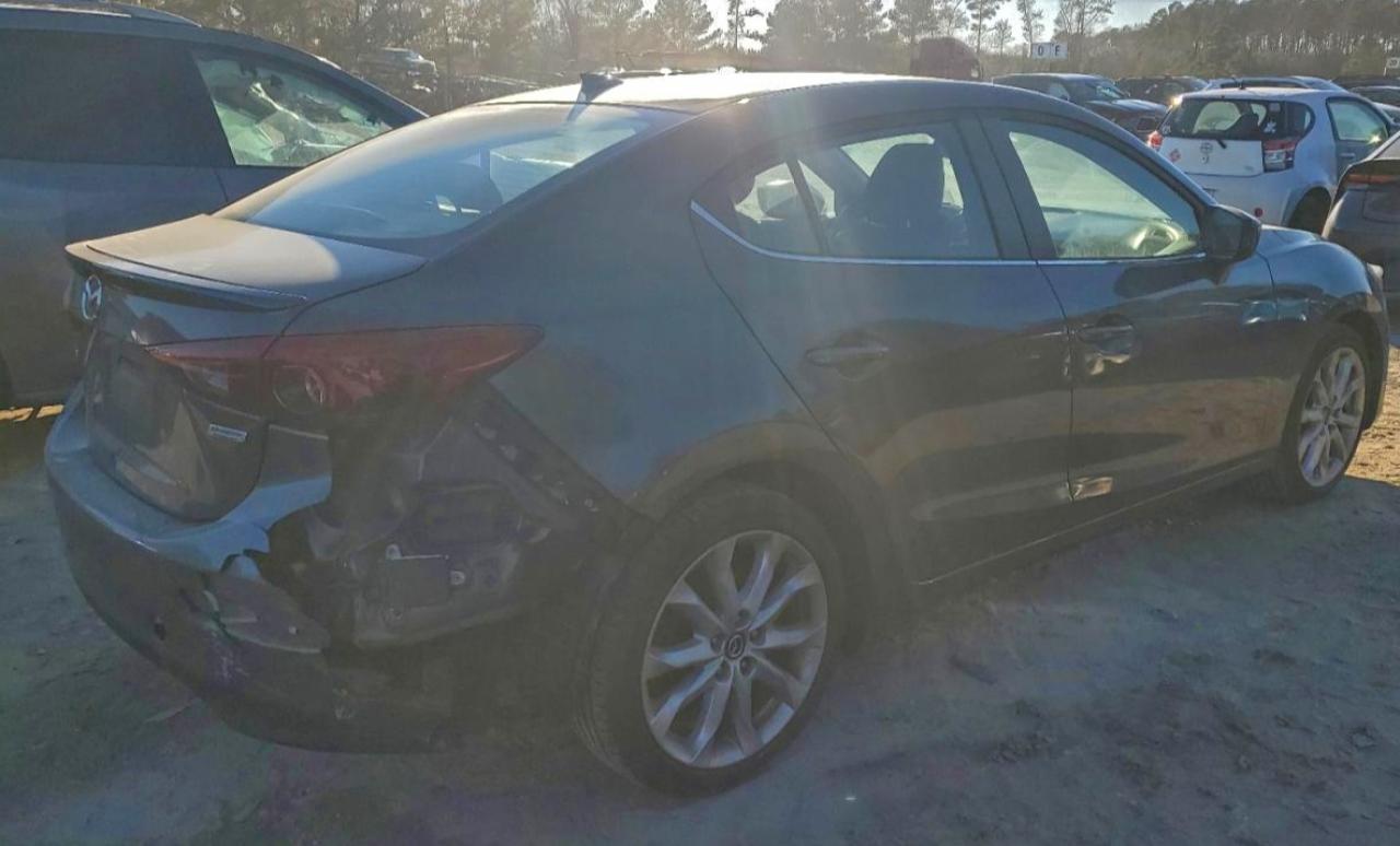 Mazda 3 Touring Image 11