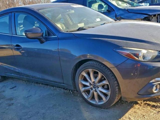 Mazda 3 Touring Image 4