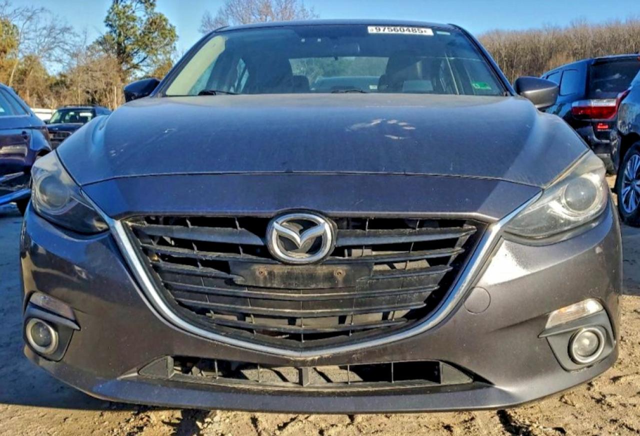 Mazda 3 Touring Image 7