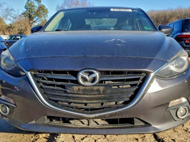 Mazda 3 Touring Image 7