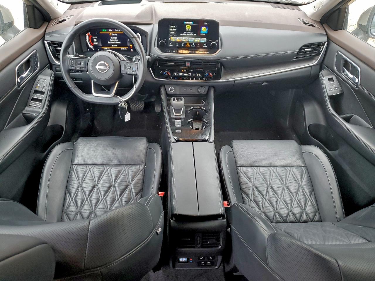 Nissan Rogue Platinum Image 6