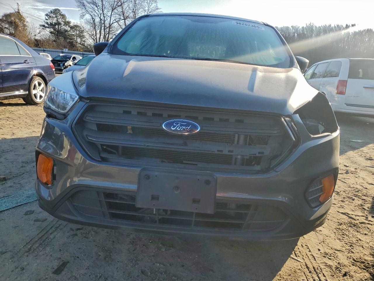 Ford Escape S Image 11