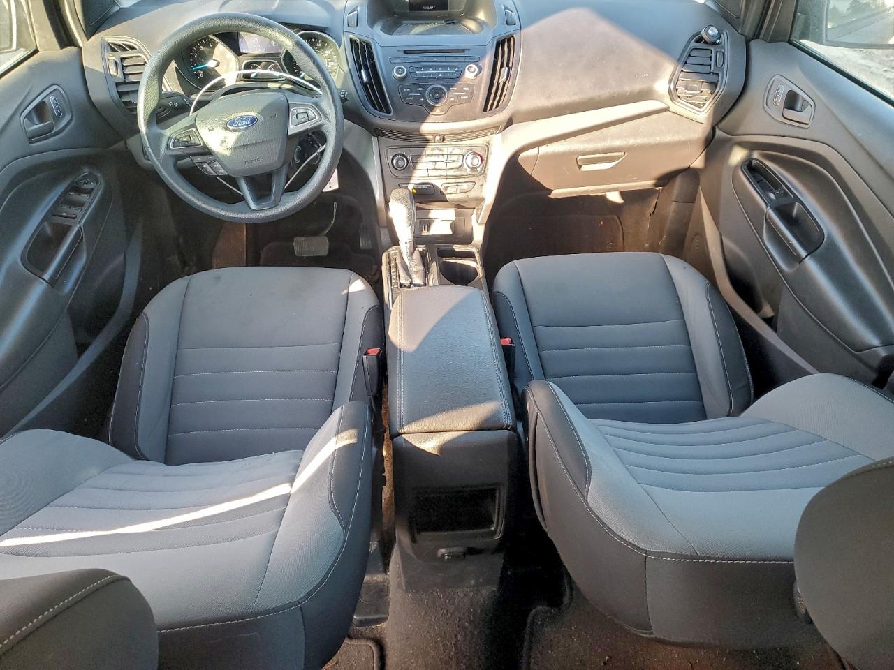 Ford Escape S Image 7