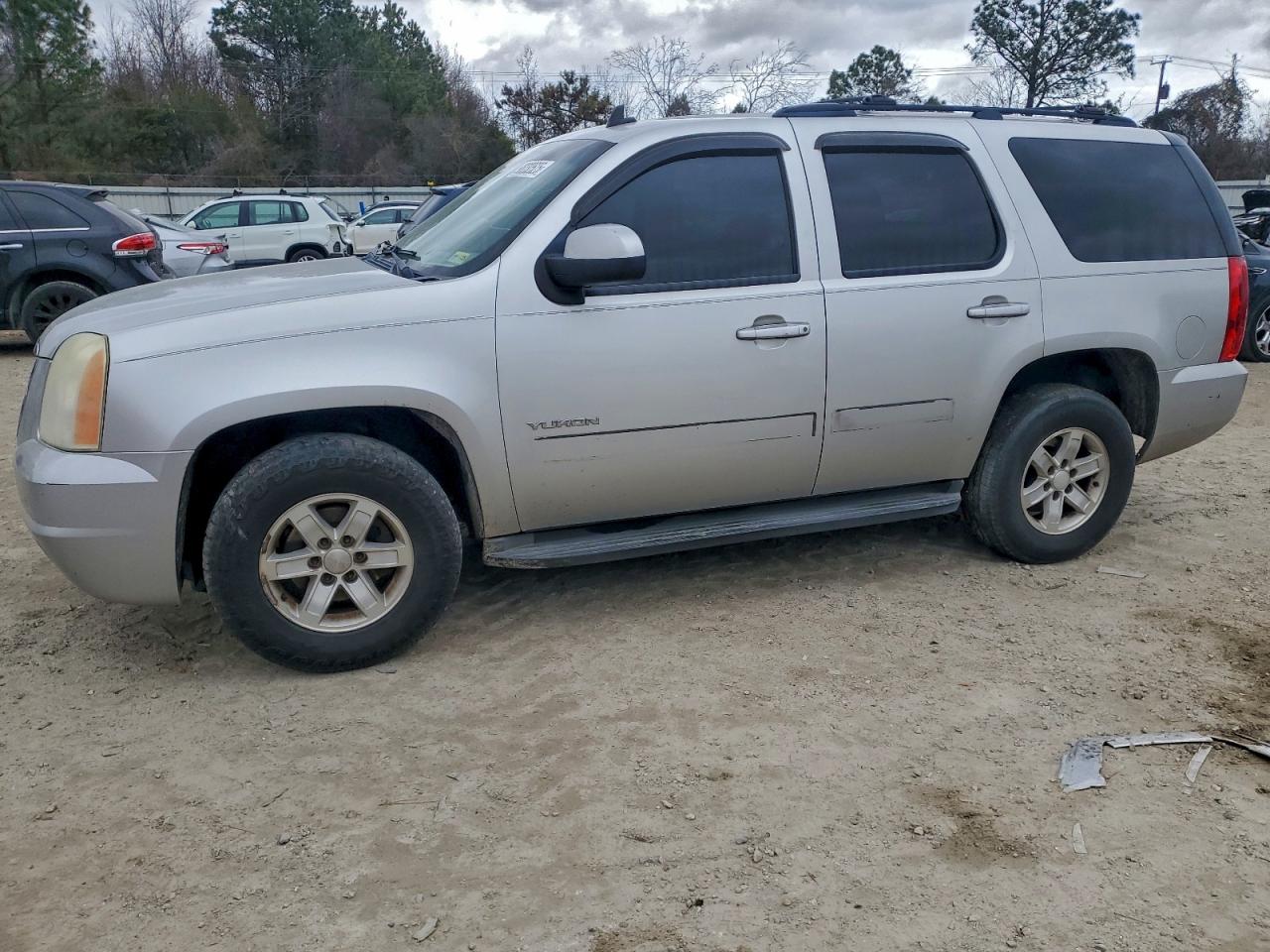 GMC Yukon Sle Image 1