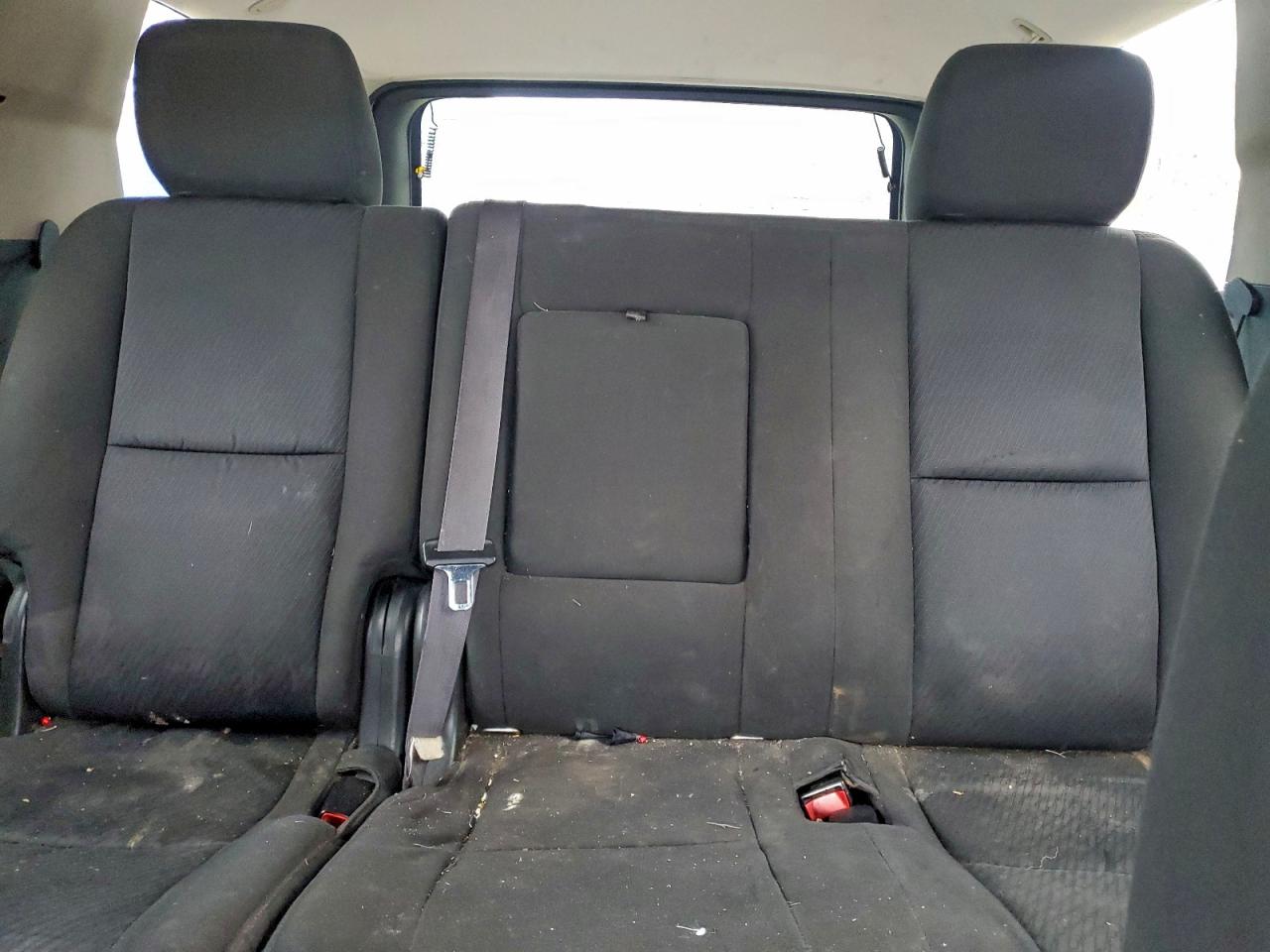 GMC Yukon Sle Image 12