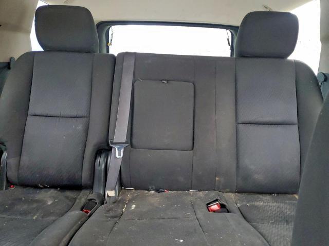 GMC Yukon Sle Image 12