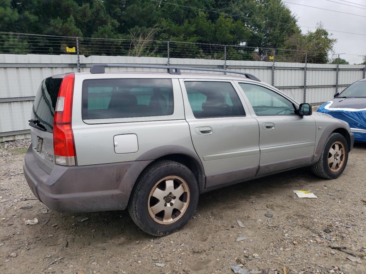 Volvo XC70 Image 7