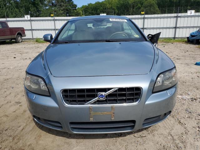 Volvo C70 T5 Image 11