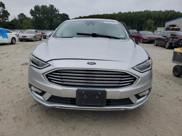 Ford Fusion Titanium Image 3