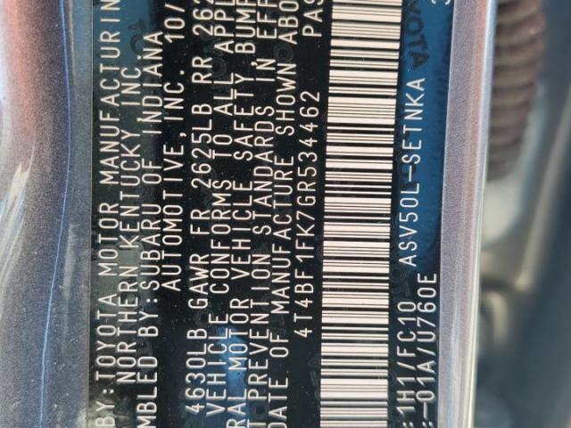 Toyota Camry Le Image 10