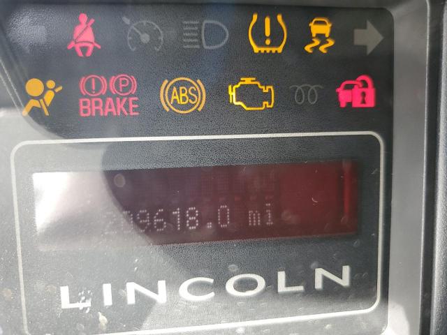 Lincoln Navigator Image 5