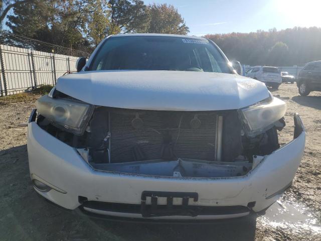 Toyota Highlander Base Image 5