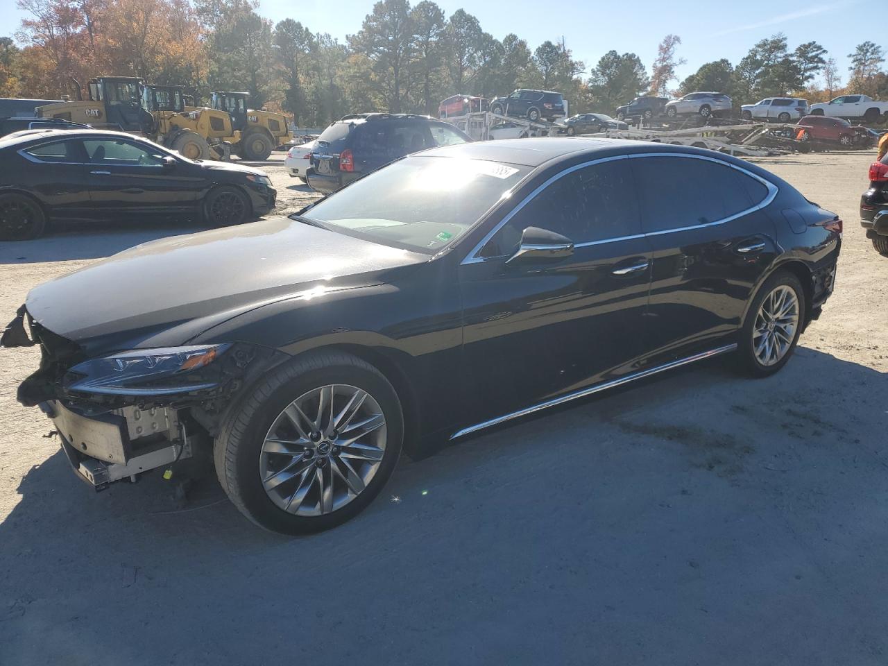 Lexus LS 500 Base Image 1