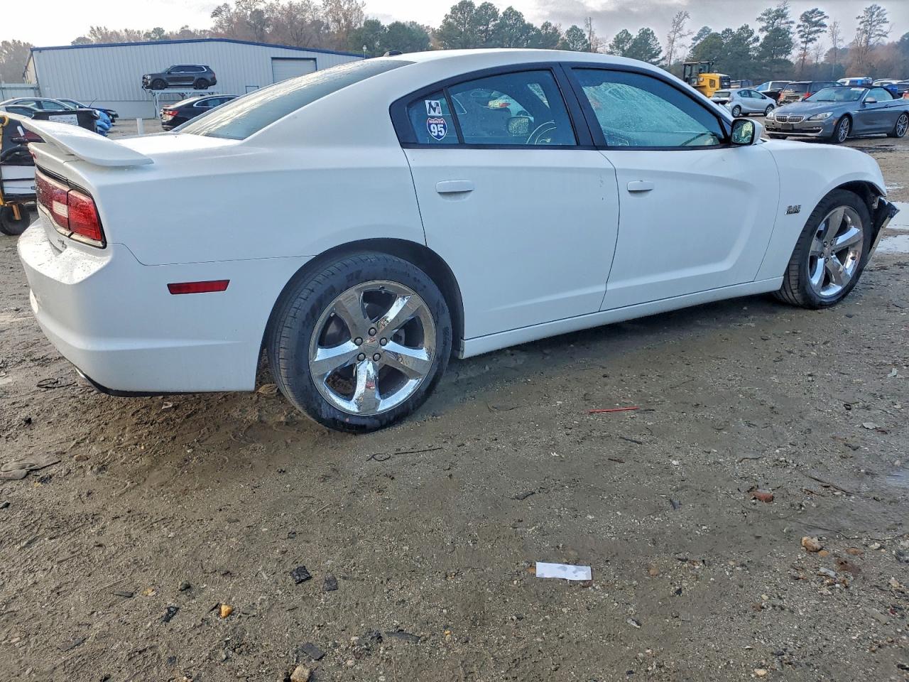 Dodge Charger R/t Image 6