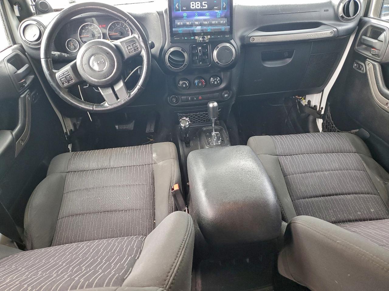 Jeep Wrangler Sport Image 3