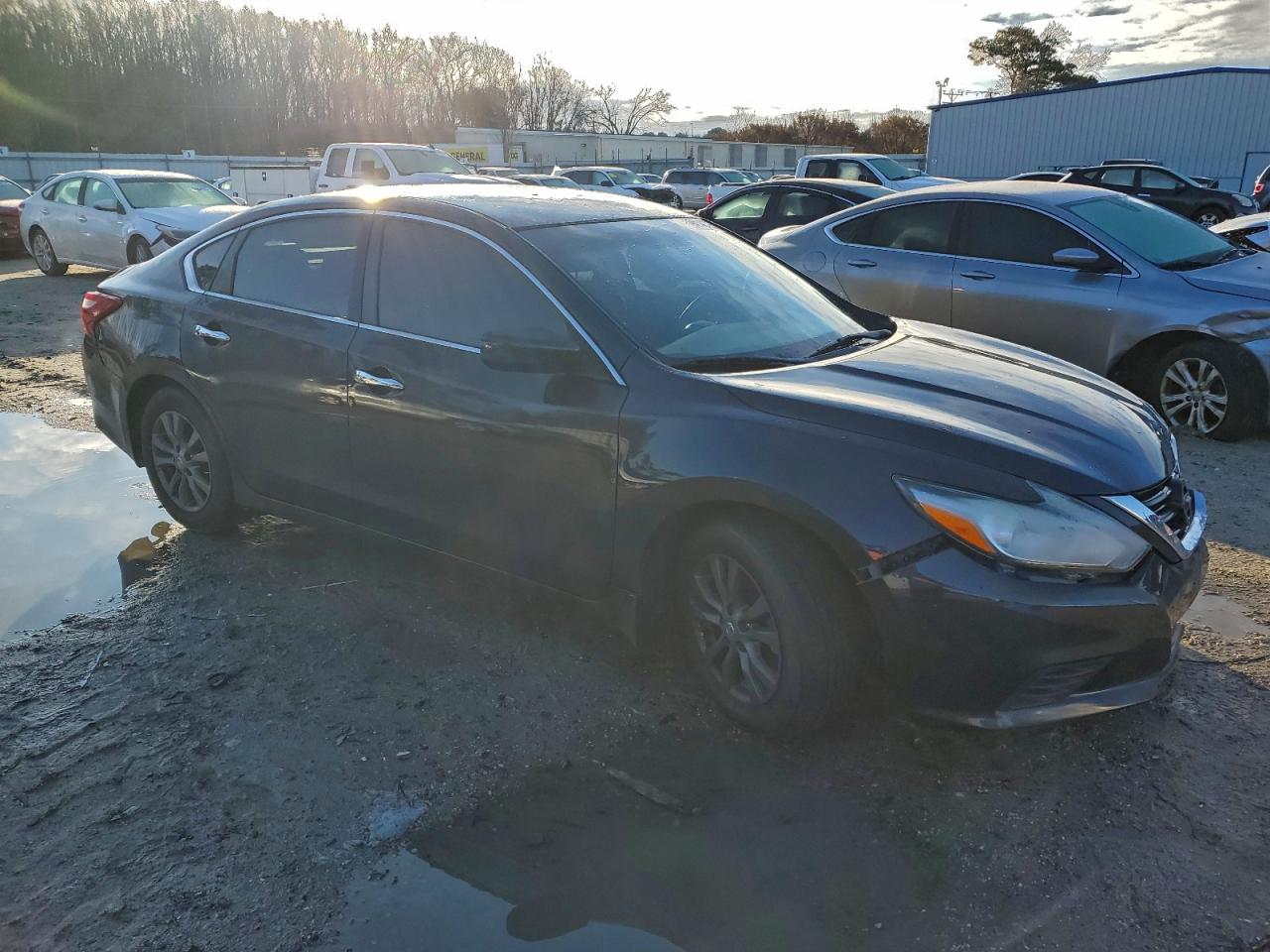 Nissan Altima 2.5 Image 4