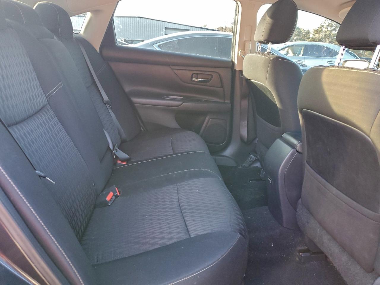 Nissan Altima 2.5 Image 5