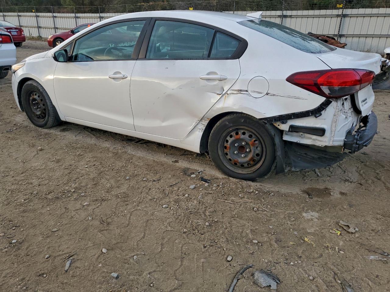 Kia Forte Lx Image 9