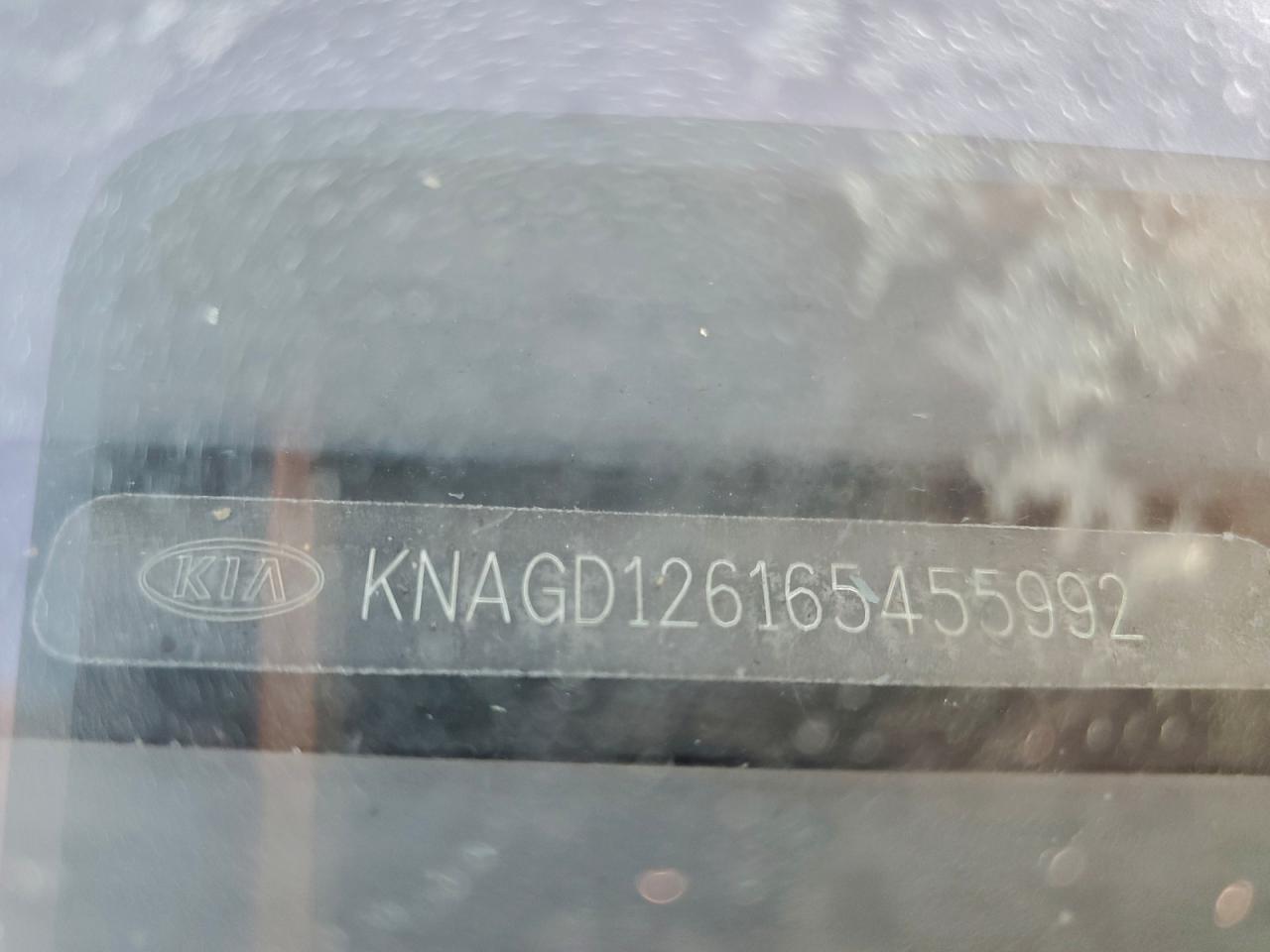 Kia Optima Lx Image 10