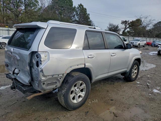 Toyota 4Runner Sr5 Image 13