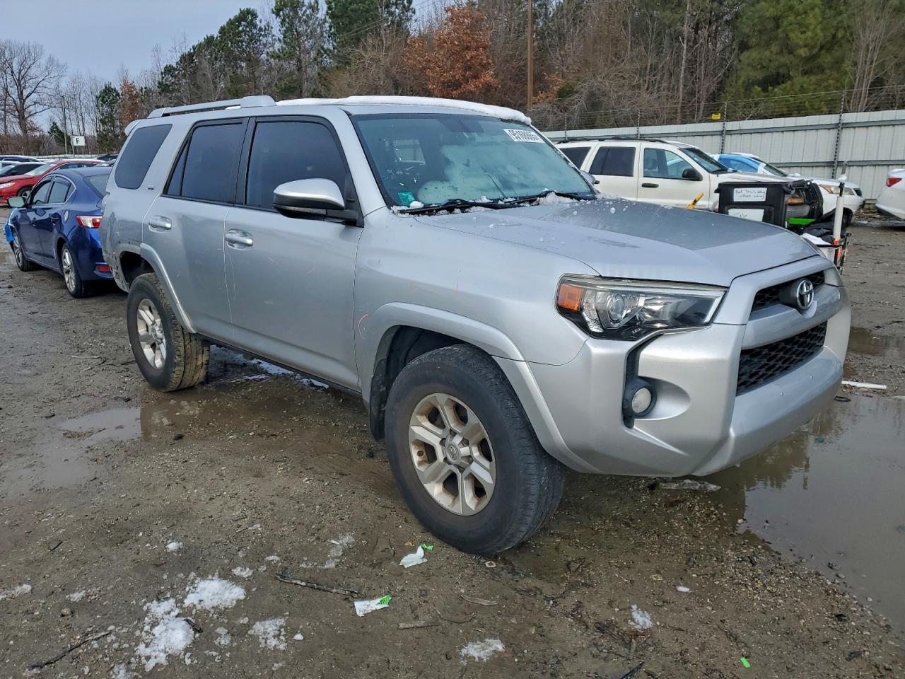 Toyota 4Runner Sr5 Image 6