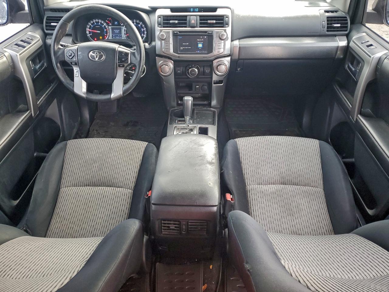 Toyota 4Runner Sr5 Image 11