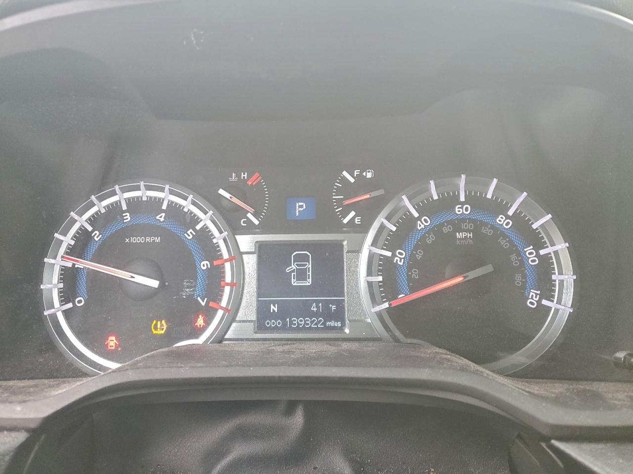 Toyota 4Runner Sr5 Image 4