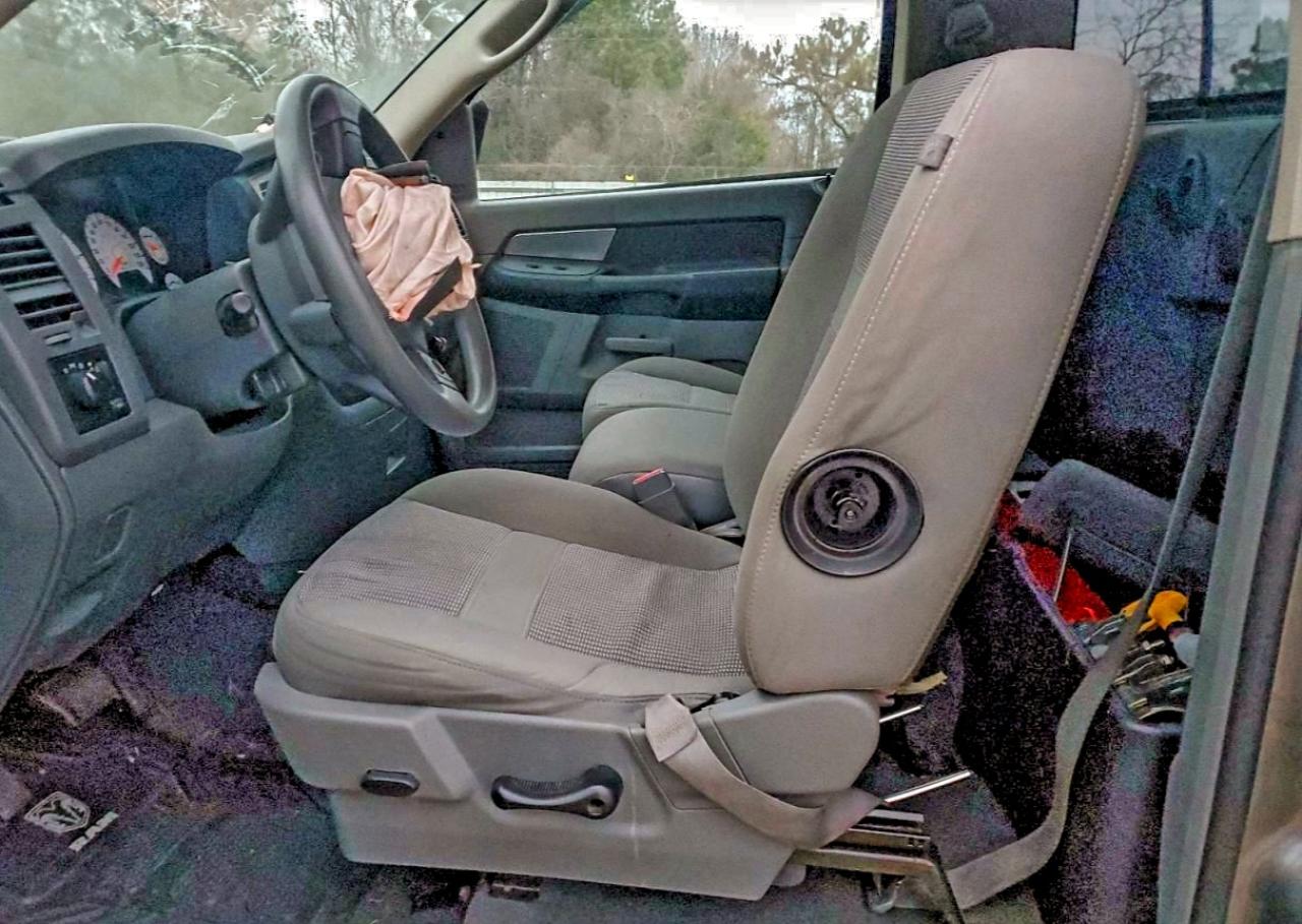 Dodge Ram 1500 St Image 11