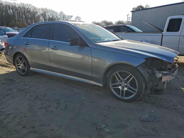Mercedes-Benz E-Class 350 4matic Image 9