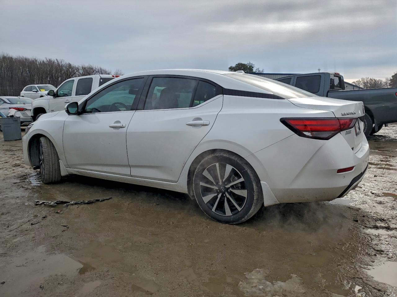 Nissan Sentra Sv Image 2