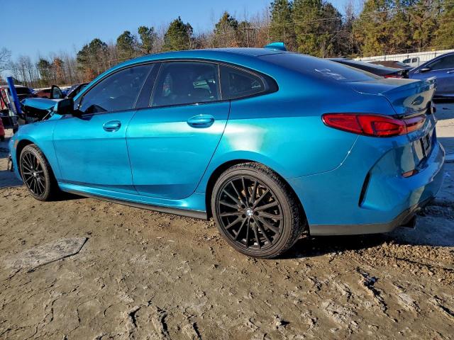 BMW 2 Series Image 4