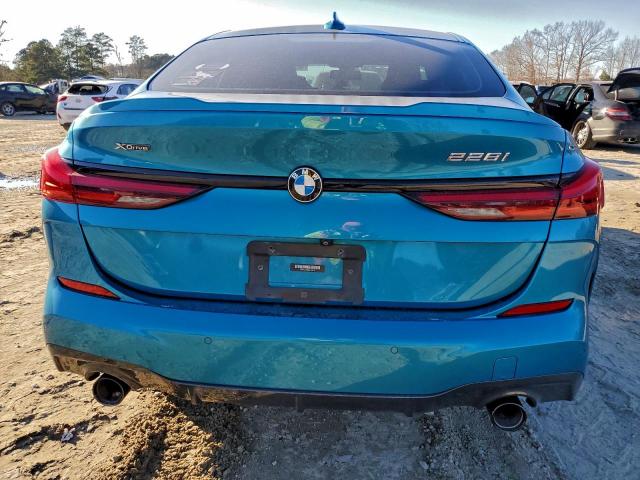 BMW 2 Series Image 9