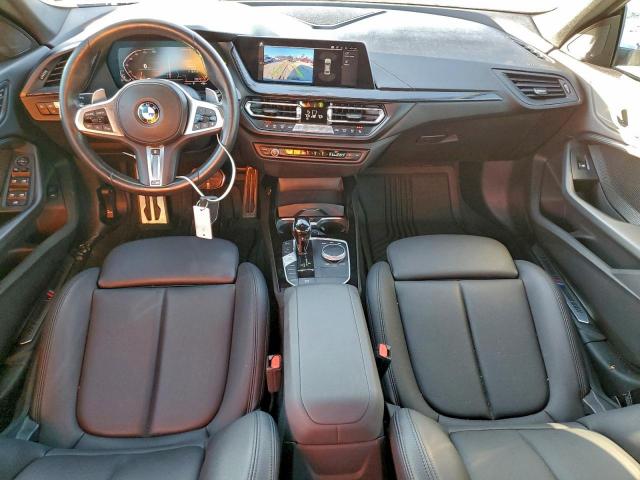 BMW 2 Series Image 5