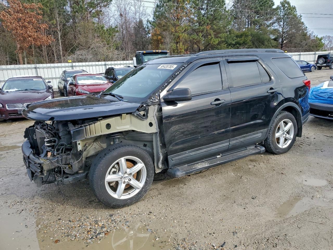 Ford Explorer Image 1