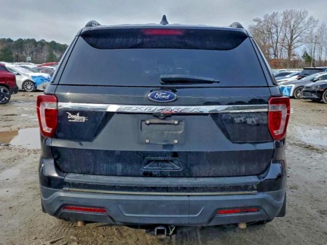 Ford Explorer Image 8