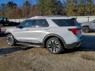 Ford Explorer Platinum Image 2
