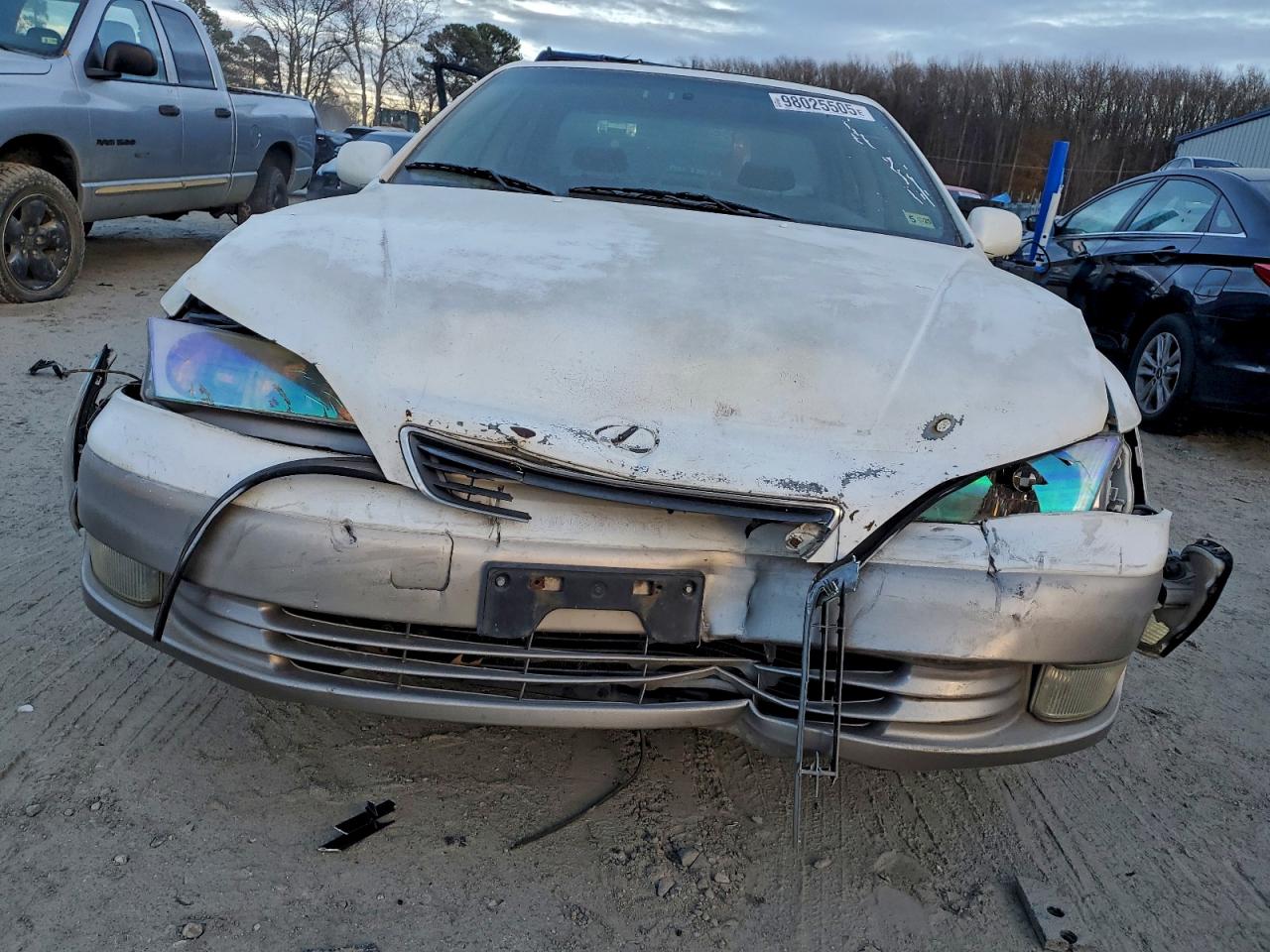 Lexus Es 300 Image 8