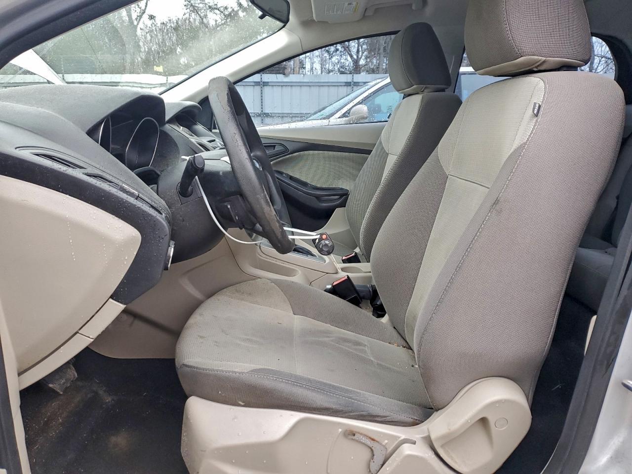 Ford Focus Se Image 10