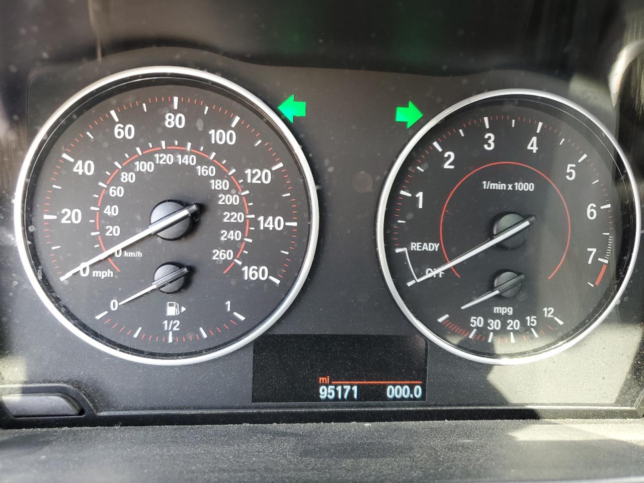 BMW 2 Series I Image 12