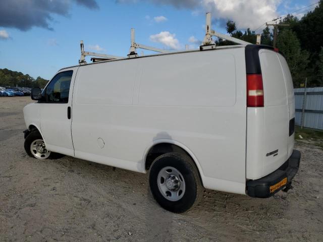 Chevrolet Express Image 3
