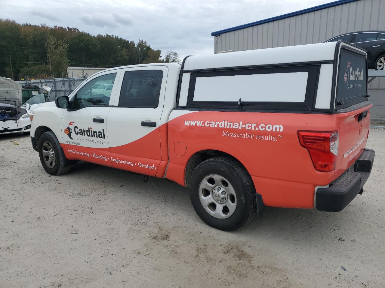 Nissan Titan S Image 2