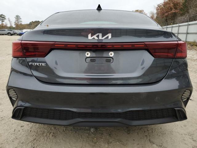 Kia Forte Lx Image 9